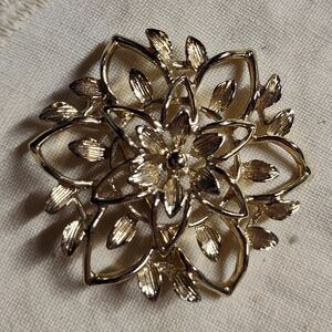 Gold Floral Statement Brooch - Elegant Women’s Jewelry